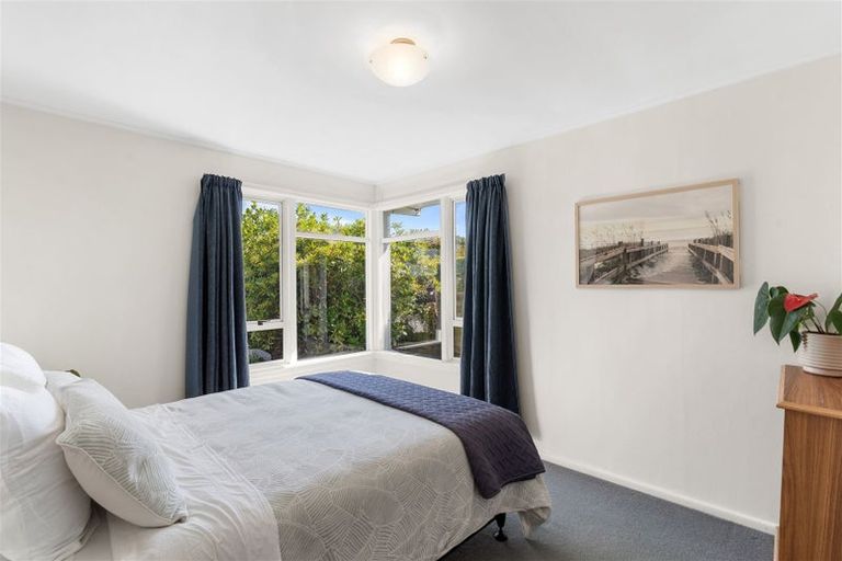 Photo of property in 28 Evesham Crescent, Spreydon, Christchurch, 8024