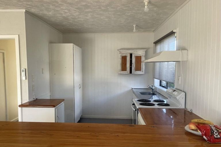 Photo of property in 380 Kaipara Coast Highway, Helensville, Kaukapakapa, 0871