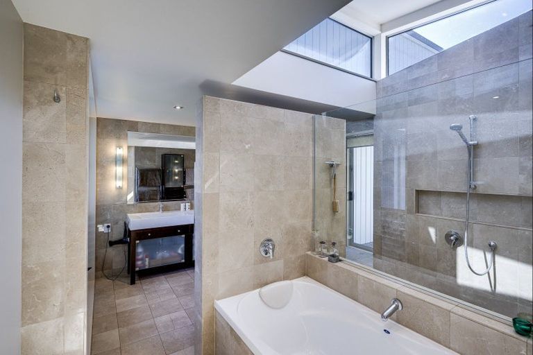 Photo of property in 119 Te Mata Peak Road, Havelock North, 4130