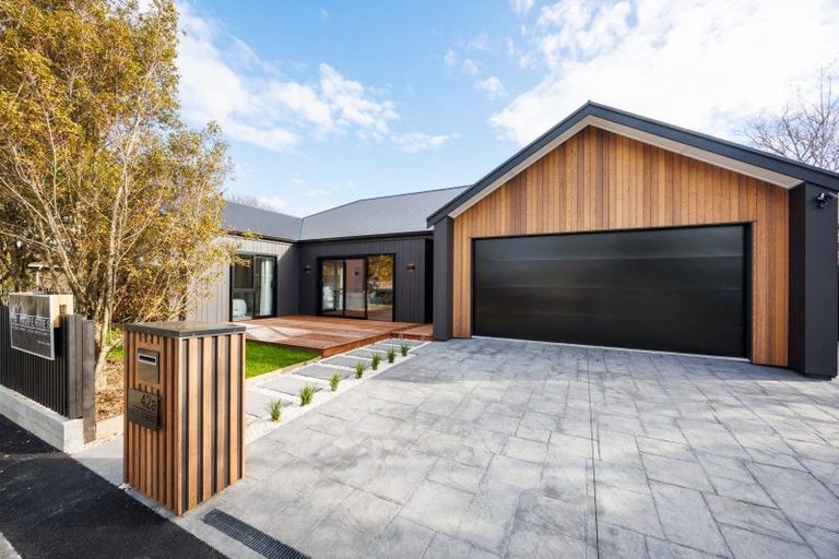 Photo of property in 42a Batt Street, West End, Palmerston North, 4410