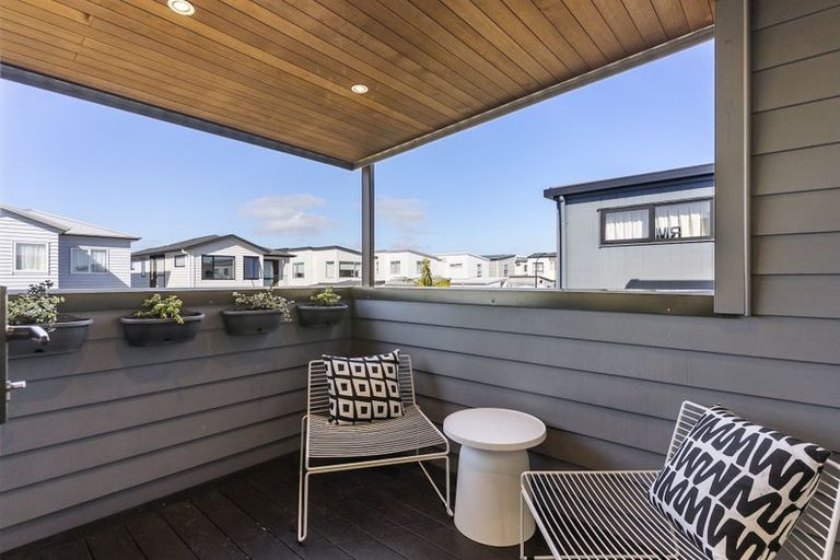 Photo of property in 34 Lockheed Street, Hobsonville, Auckland, 0618