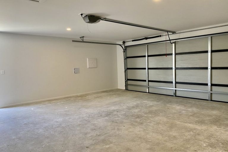 Photo of property in 26 Eileen Way, Rolleston, 7615