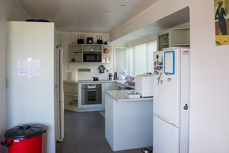 Photo of property in 95 Seaview Road, Glenfield, Auckland, 0629