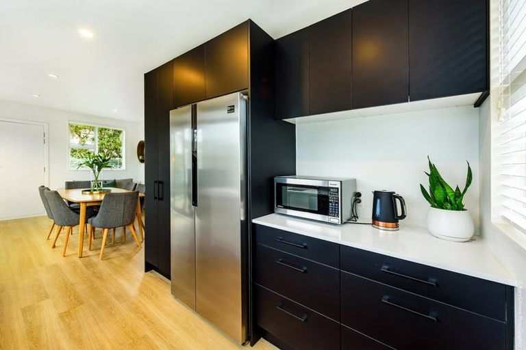 Photo of property in 2/84 Perry Street, Papanui, Christchurch, 8053