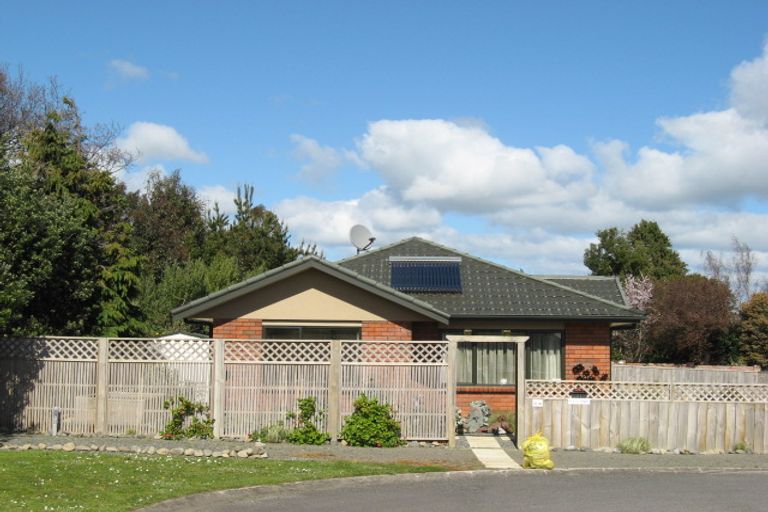 Photo of property in 8e Blennerville Close, Marton, 4710