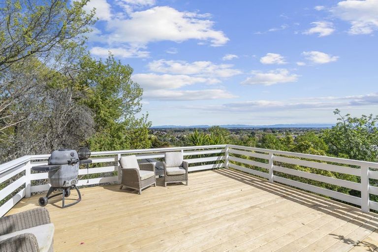 Photo of property in 34 Hackthorne Road, Cashmere, Christchurch, 8022