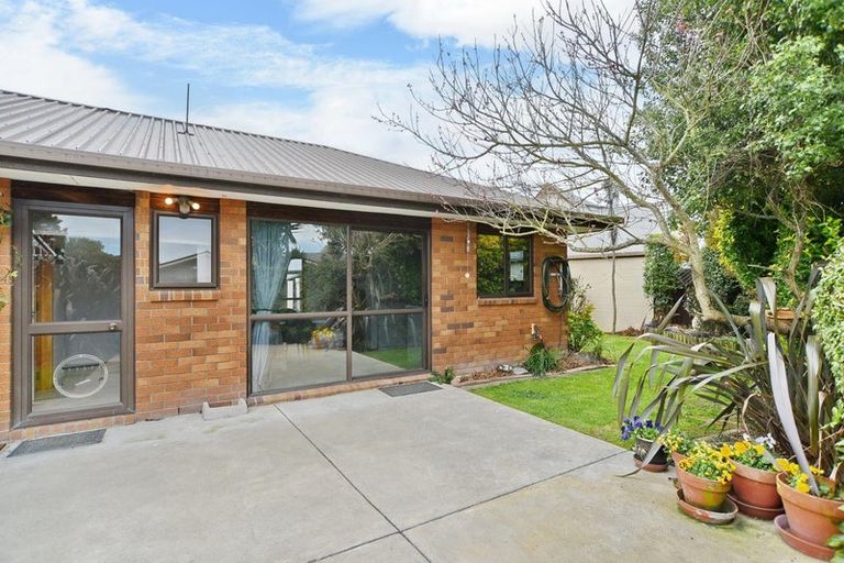 Photo of property in 22 Wanaka Place, Mairehau, Christchurch, 8052
