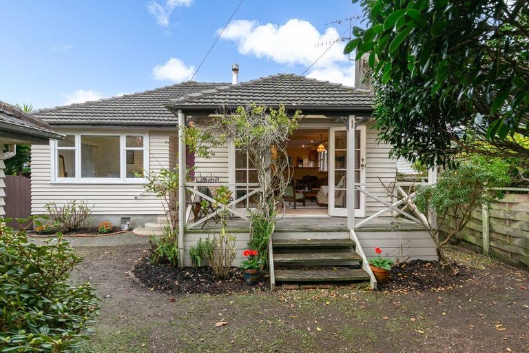 Photo of property in 8 York Avenue, Manor Park, Lower Hutt, 5019
