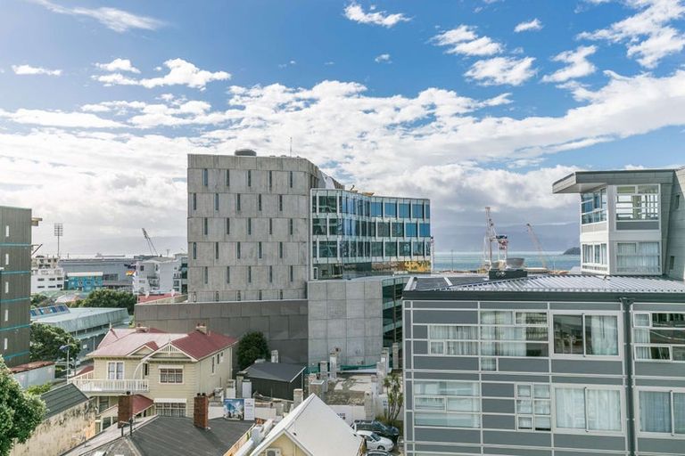 Photo of property in St Pauls Apartments, 95/43u Mulgrave Street, Thorndon, Wellington, 6011