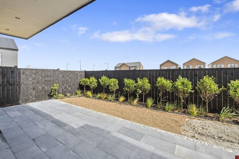 Photo of property in 14 Hampshire Lane, Karaka, 2580