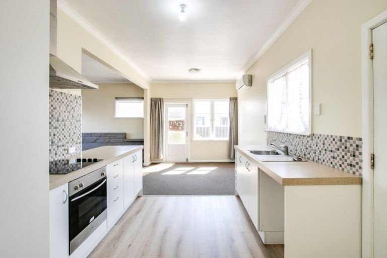 Photo of property in 100 Guppy Road, Taradale, Napier, 4112