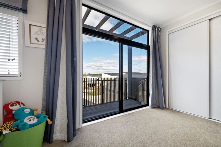 Photo of property in 145 Hobsonville Point Road, Hobsonville, Auckland, 0616