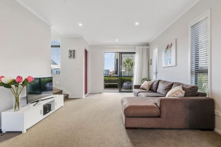 Photo of property in 31 Saltmarsh Road, Hobsonville, Auckland, 0616