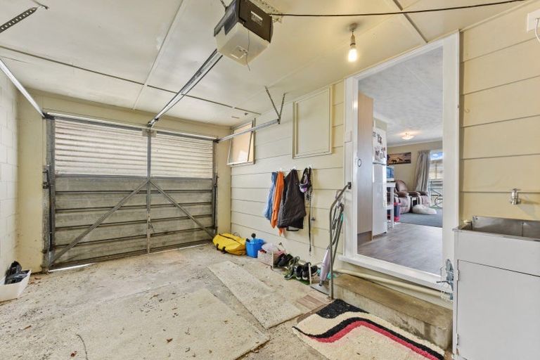 Photo of property in 165 Tahunanui Drive, Tahunanui, Nelson, 7011