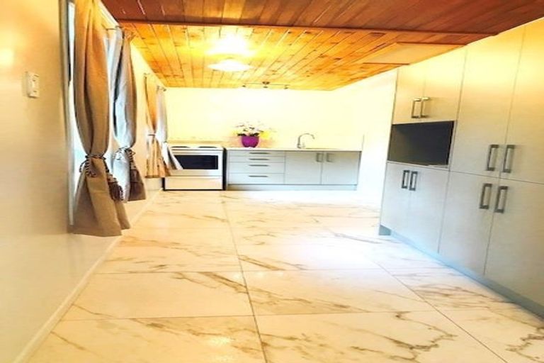 Photo of property in 79 Gardner Avenue, New Lynn, Auckland, 0600