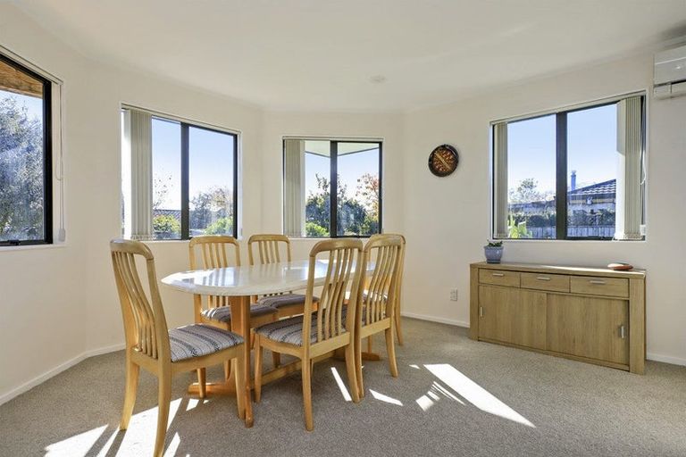 Photo of property in 20 Breadalbane Road, Havelock North, 4130