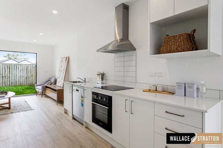 Photo of property in 148 Mcleod Road, Te Atatu South, Auckland, 0610