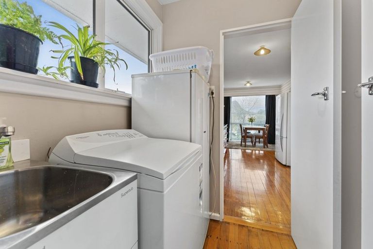 Photo of property in 17 Oriana Crescent, Hornby, Christchurch, 8042