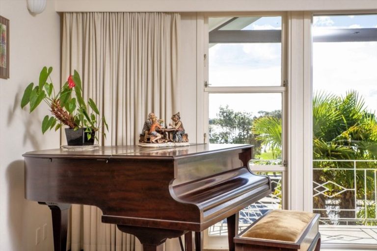 Photo of property in 33 Muriwai Drive, Whakatane, 3120