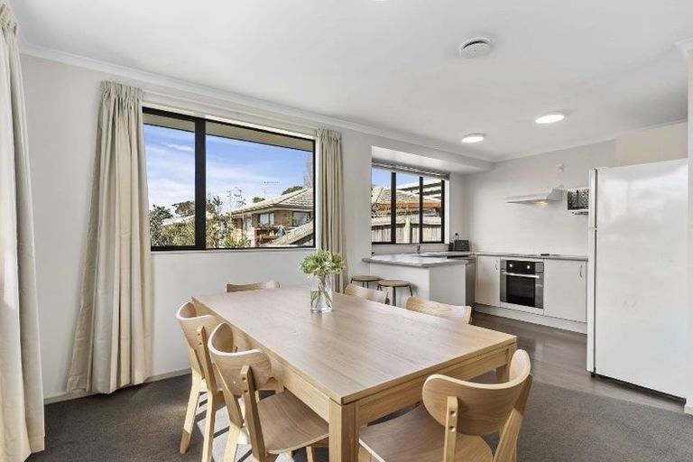 Photo of property in 169a Colwill Road, Massey, Auckland, 0614