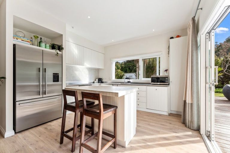 Photo of property in 57 Buckleton Road, Tawharanui Peninsula, Matakana, 0986