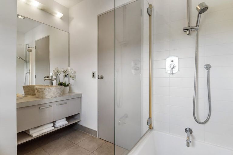 Photo of property in 7/9 Georgia Terrace, Albany, Auckland, 0632