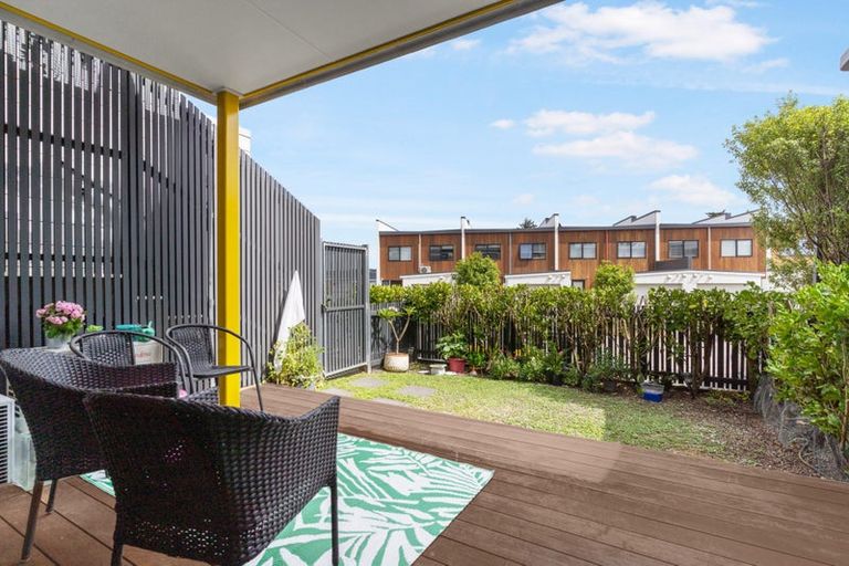 Photo of property in 278 Hobsonville Point Road, Hobsonville, Auckland, 0616