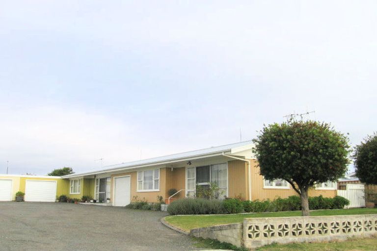 Photo of property in 37 Bristol Street, Tamatea, Napier, 4112