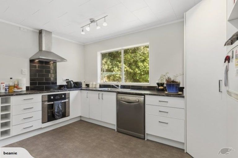 Photo of property in 18b August Street, Stokes Valley, Lower Hutt, 5019