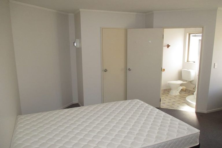 Photo of property in 12/5 Inverness Avenue, Hamilton East, Hamilton, 3216