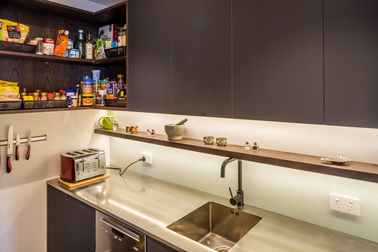 Photo of property in Vsp Nothern Tower, 1301/166 Victoria Street, Te Aro, Wellington, 6011