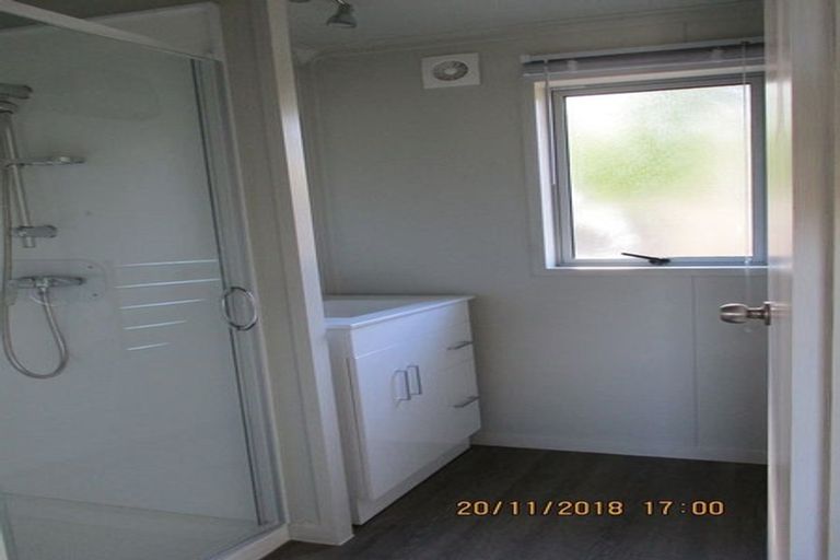 Photo of property in 33b Bracken Road, Paparangi, Wellington, 6037