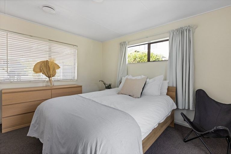 Photo of property in 36 James Cook Street, Havelock North, 4130