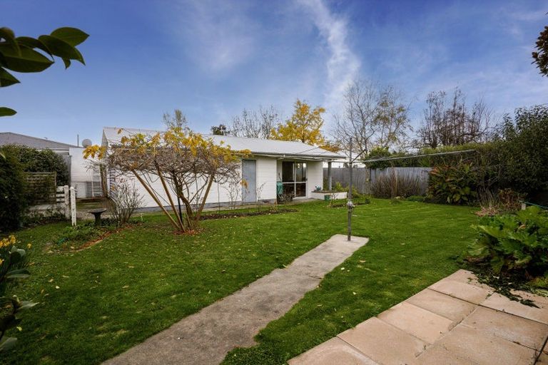 Photo of property in 46 Ashgrove Street, Rangiora, 7400