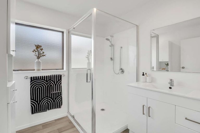 Photo of property in 6/451 Main South Road, Hornby, Christchurch, 8042