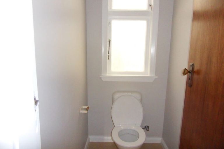 Photo of property in 22 Fernhill Terrace, Wadestown, Wellington, 6012