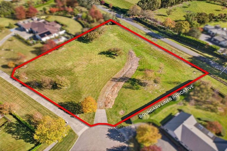 Photo of property in 5 Eagle Place, Martinborough, 5711