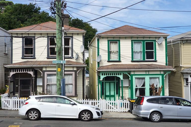 Photo of property in 4 Devon Street, Aro Valley, Wellington, 6021