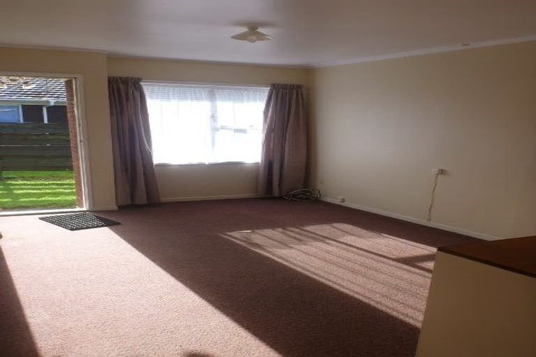 Photo of property in 3/18 Pratt Street, Papakura, 2110