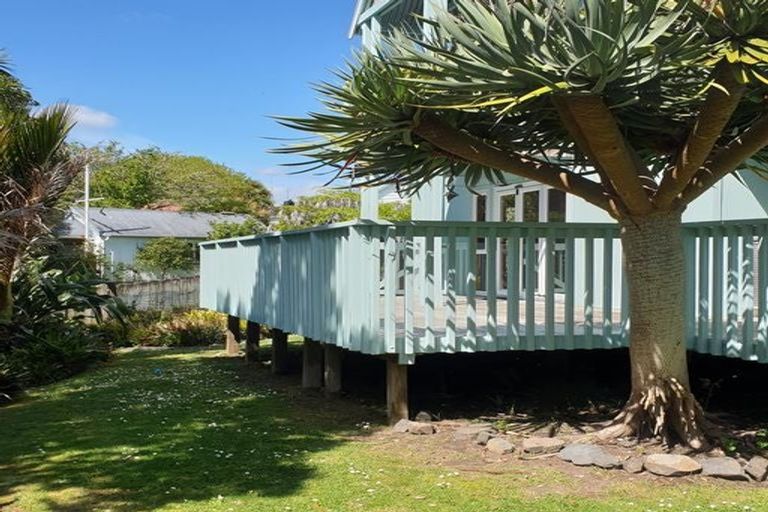 Photo of property in 7a Green Lane, Helensville, 0800