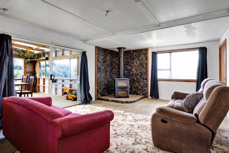 Photo of property in 4 Von Tempsky Street, Normanby, Hawera, 4614