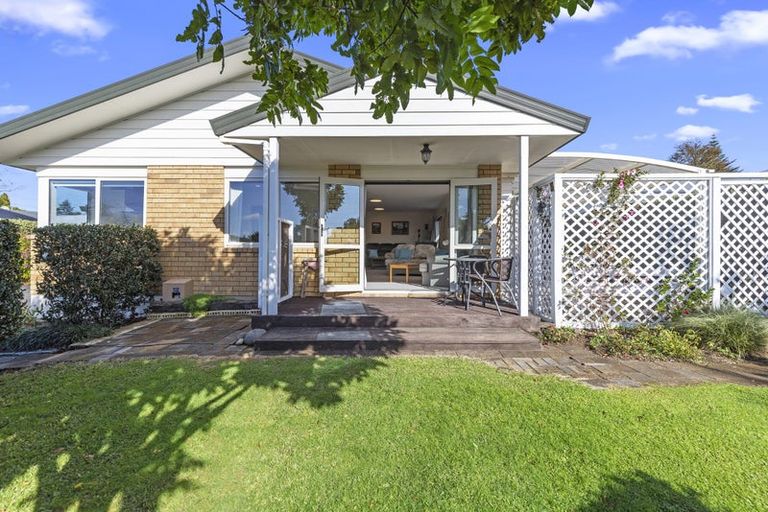 Photo of property in 44 Willow Grove, Morrinsville, 3300