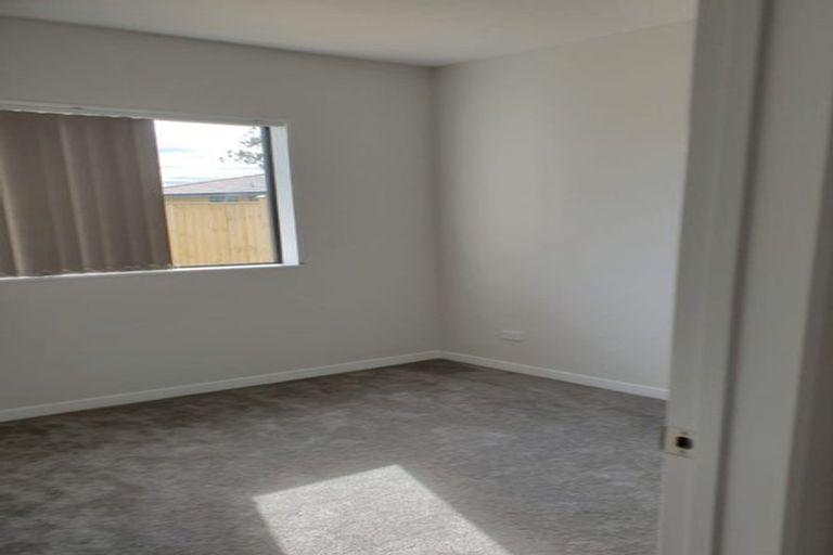 Photo of property in 28 Opoka Street, Takanini, 2110
