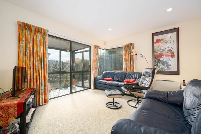 Photo of property in 16 Waverton Terrace, Churton Park, Wellington, 6037