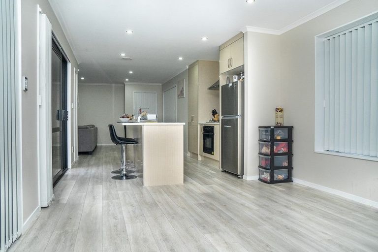 Photo of property in 47 Matata Drive, Takanini, 2112