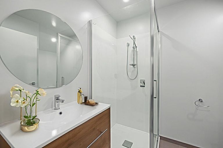 Photo of property in 1/43 New Brighton Road, Shirley, Christchurch, 8061