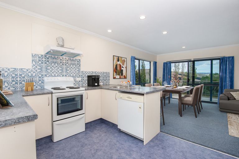 Photo of property in 10 Dunedin Street, Milburn, Milton, 9291