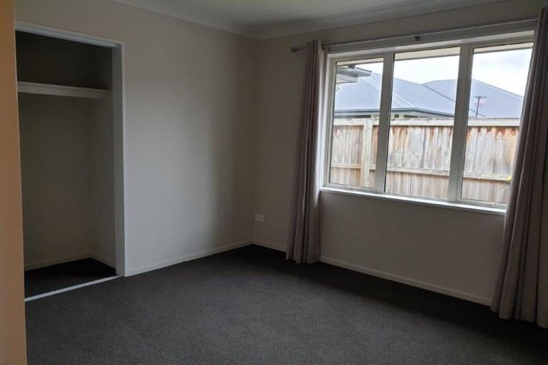 Photo of property in 25 Franklin Drive, Rangiora, 7400
