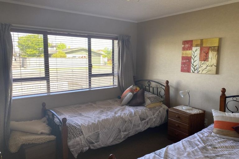 Photo of property in 1/52 Avondale Road, Taradale, Napier, 4112