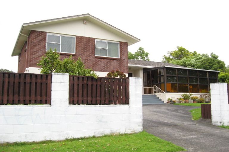 Photo of property in 74 Muir Avenue, Mangere Bridge, Auckland, 2022